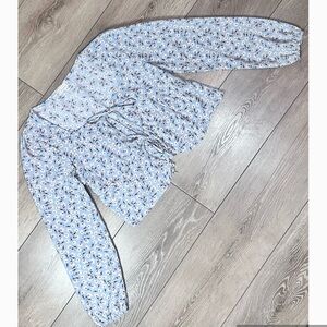 Altar’d State Floral Tie Front Balloon Sleeve Top